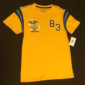 Boys Nautica medium T-shirt NWT